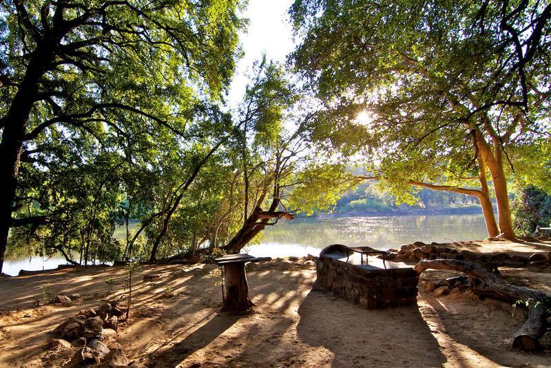 Kunene River Lodge Ehomba Exteriör bild