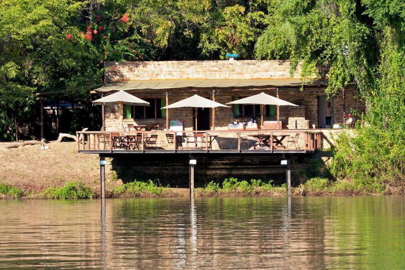 Kunene River Lodge Ehomba Exteriör bild